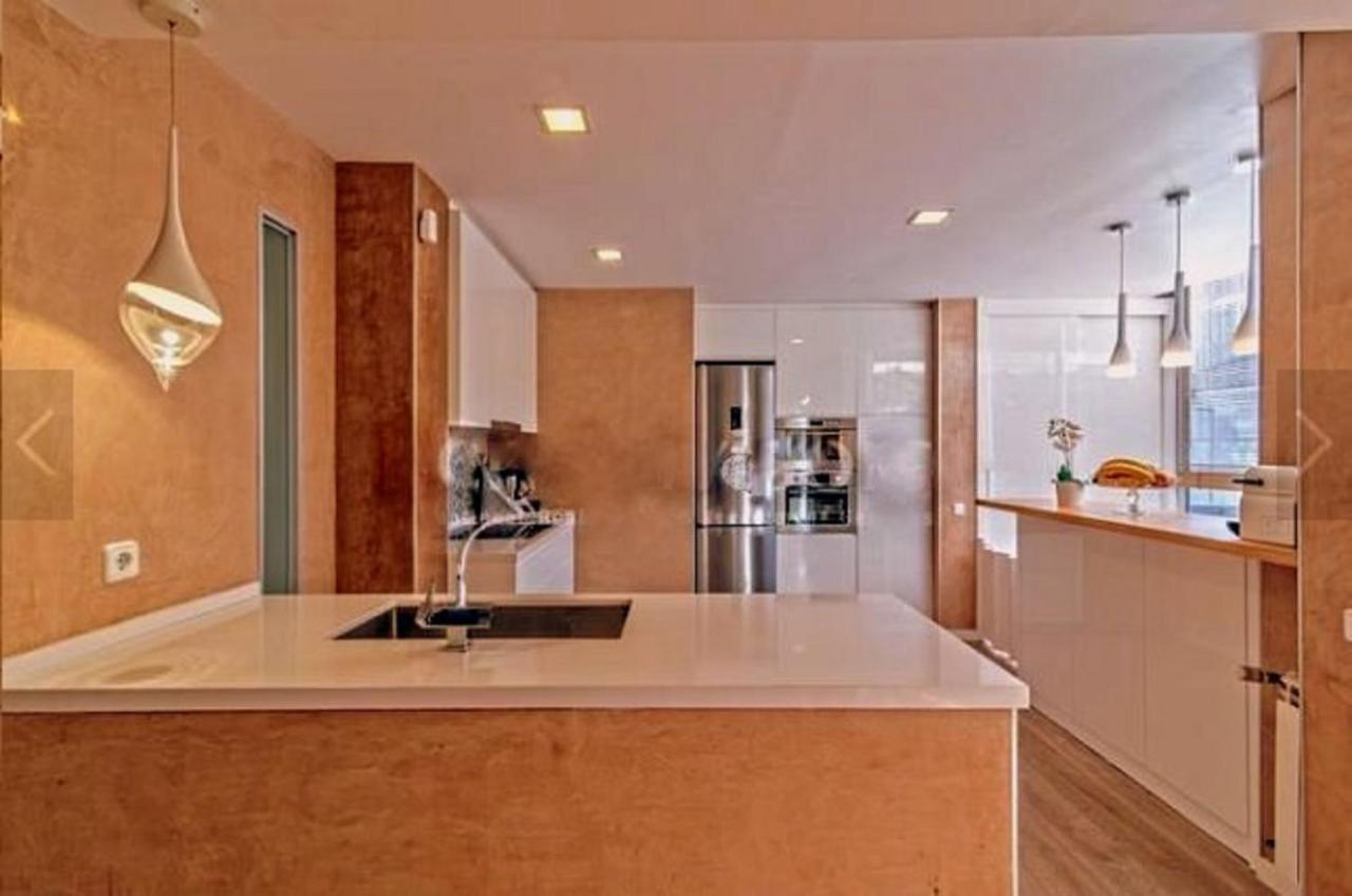 Bonito Duplex Con Piscina En Barcelona&Playa Apartment Tiana Ngoại thất bức ảnh